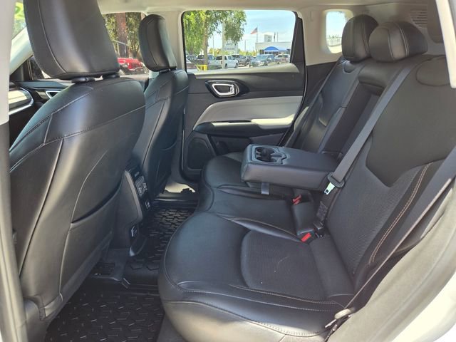Used 2022 Jeep Compass Limited AWD/4WD image 14
