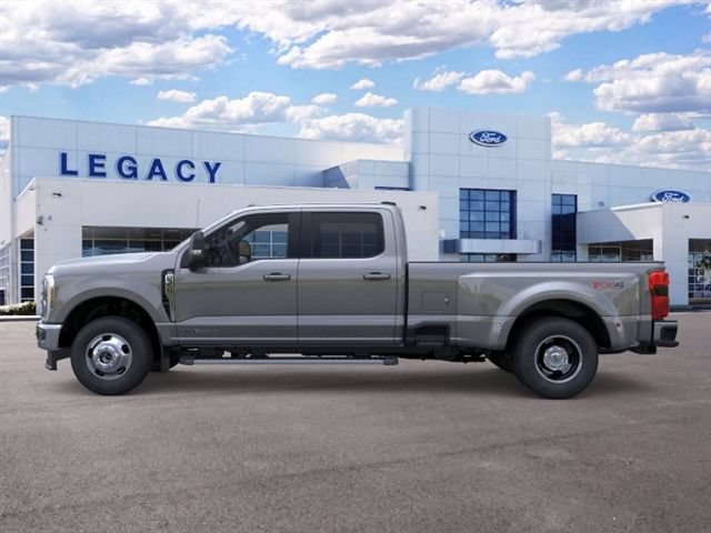 New 2026 Ford F350 XLT w/ XLT Premium Package AWD/4WD image 3