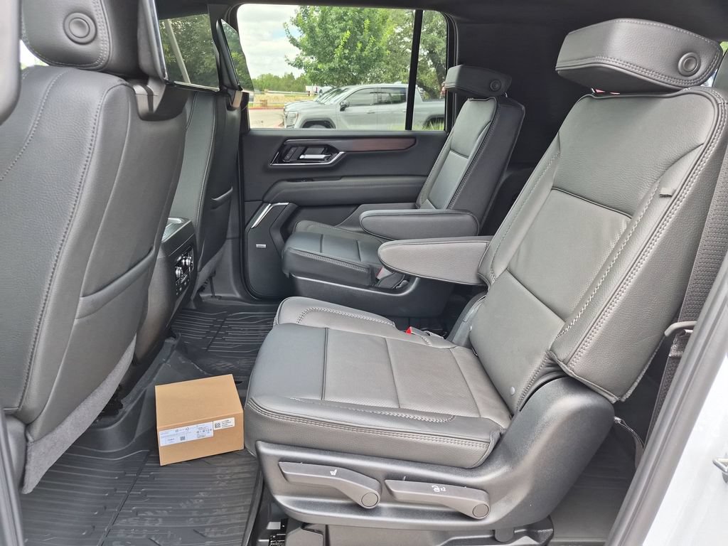 New 2026 GMC Yukon XL Denali w/ Denali Reserve Package AWD/4WD image 40
