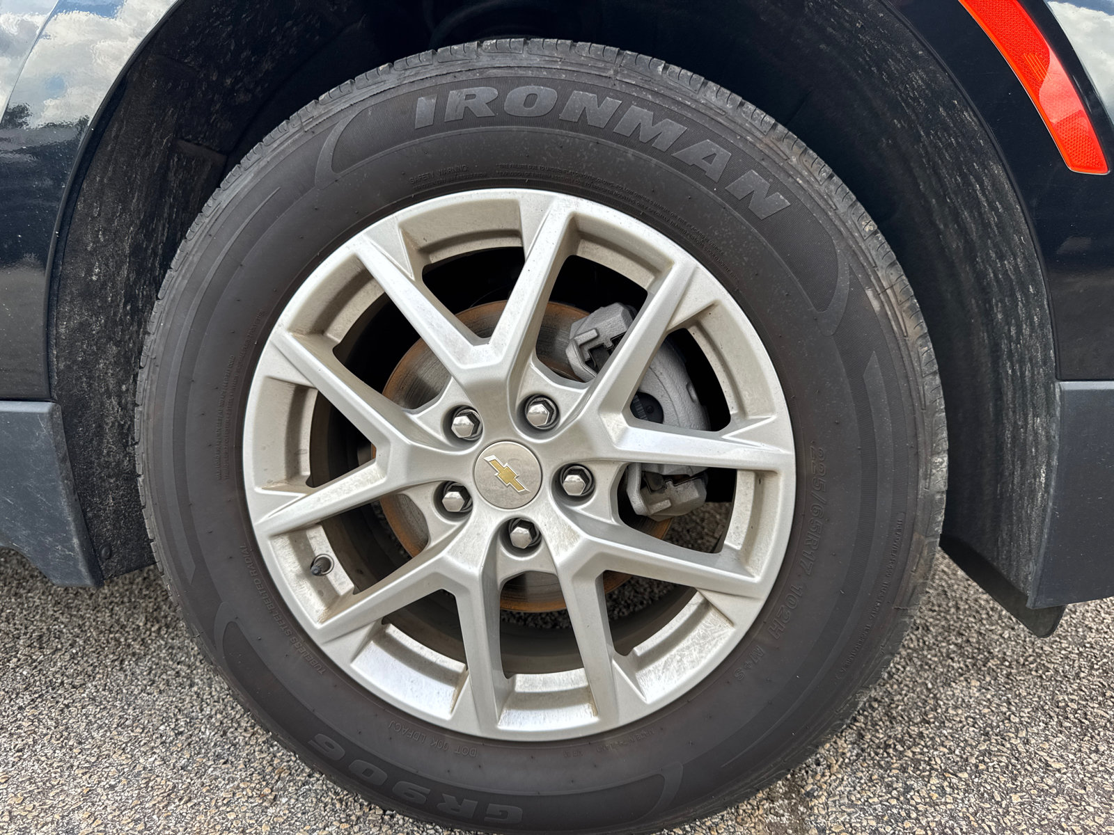 Used 2024 Chevrolet Equinox LT AWD/4WD image 11
