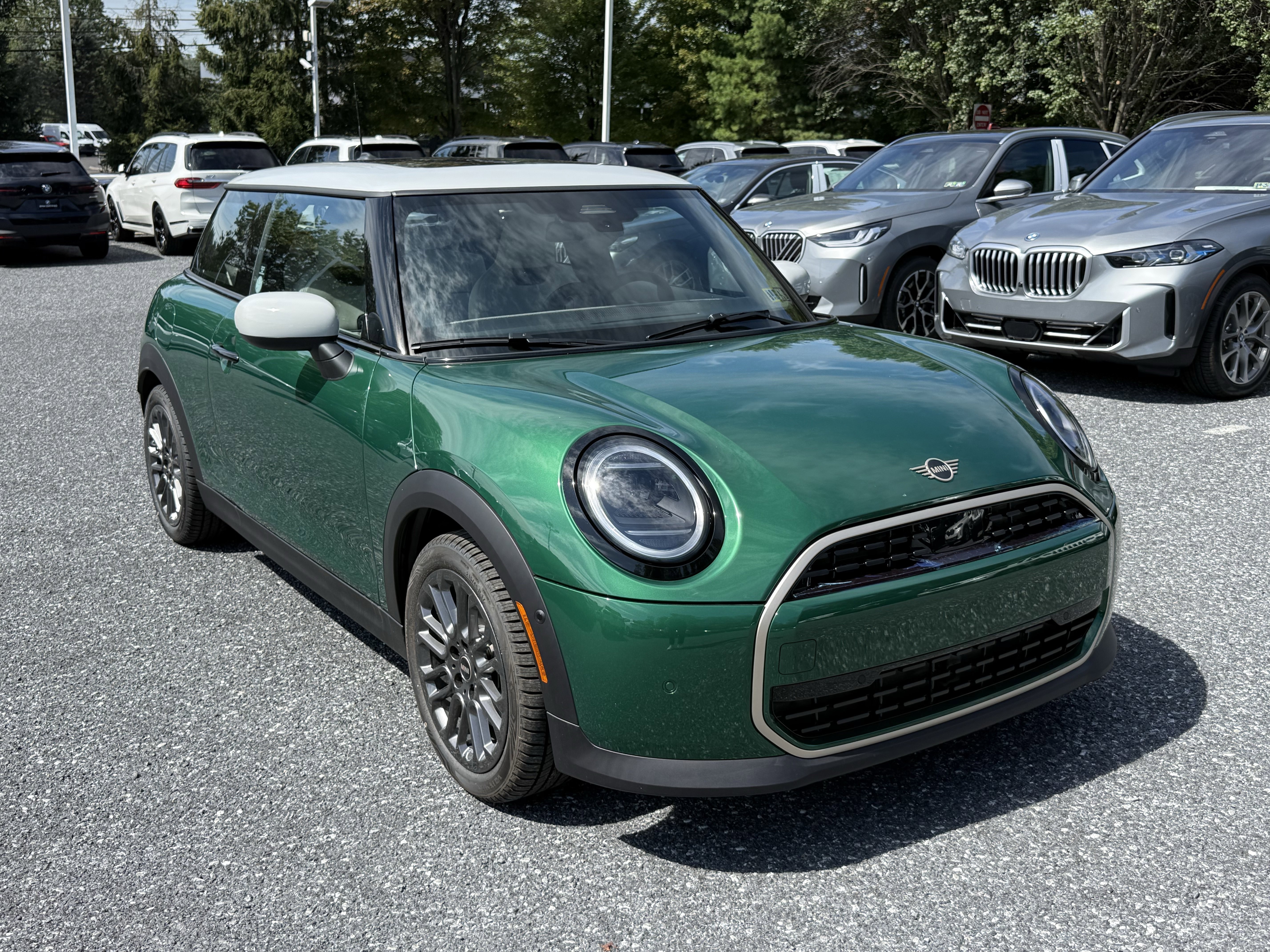 Used 2026 MINI Cooper 2-Door Hardtop image 3