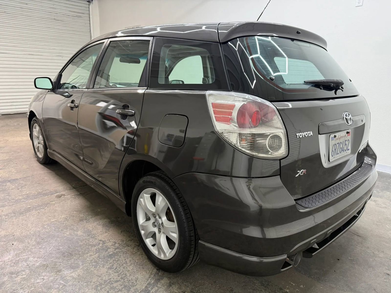 Used 2005 Toyota Matrix XR FWD image 11