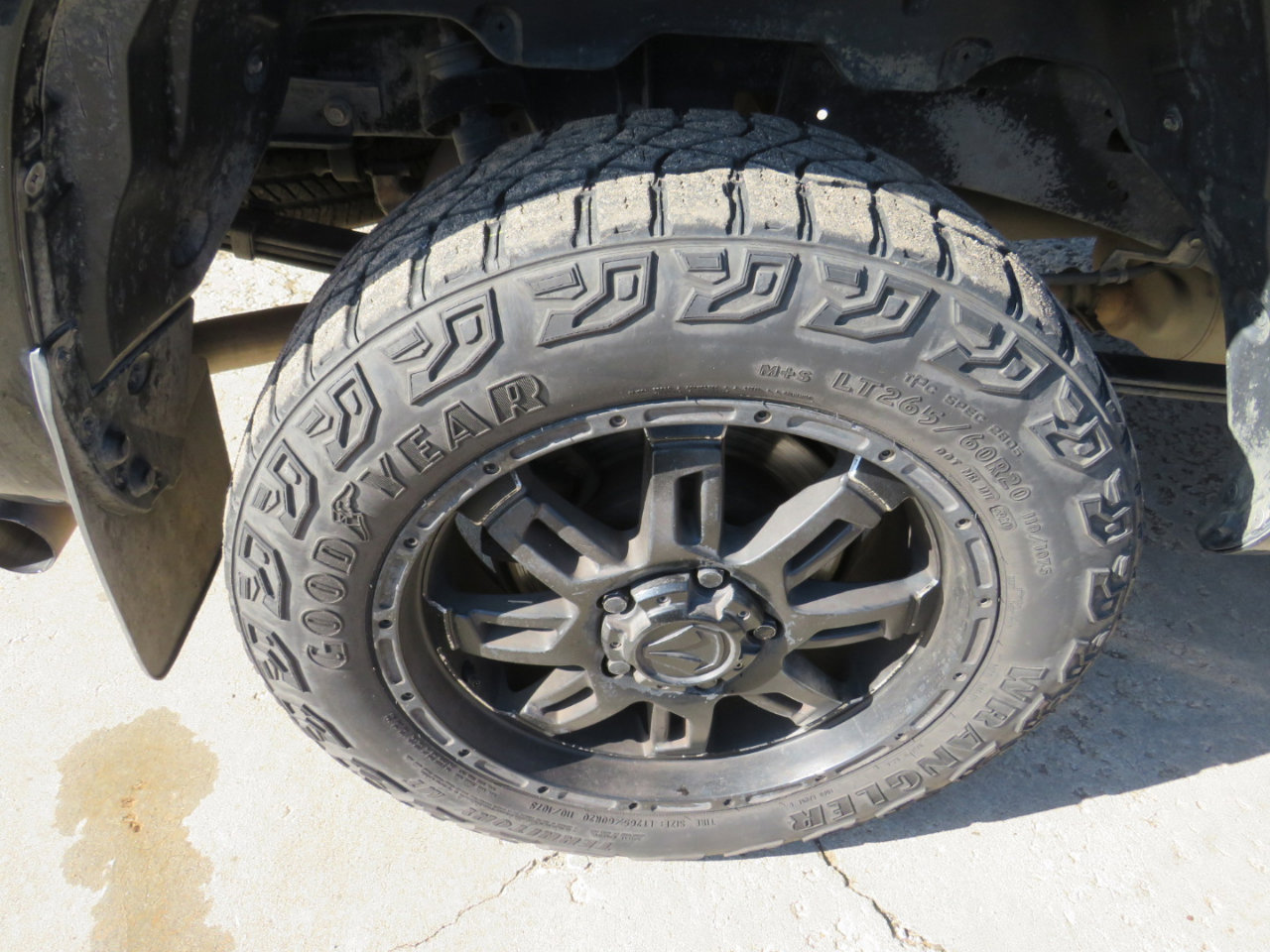 Used 2016 Toyota Tundra SR w/ Tow Package image 14