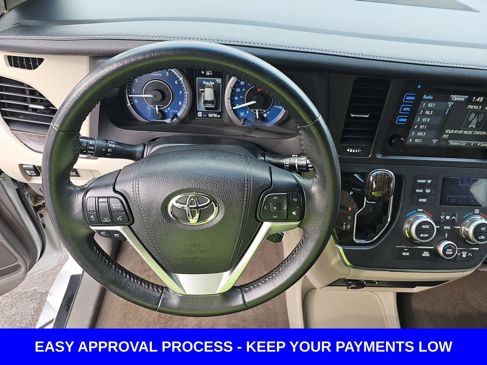 Used 2017 Toyota Sienna XLE Premium image 19