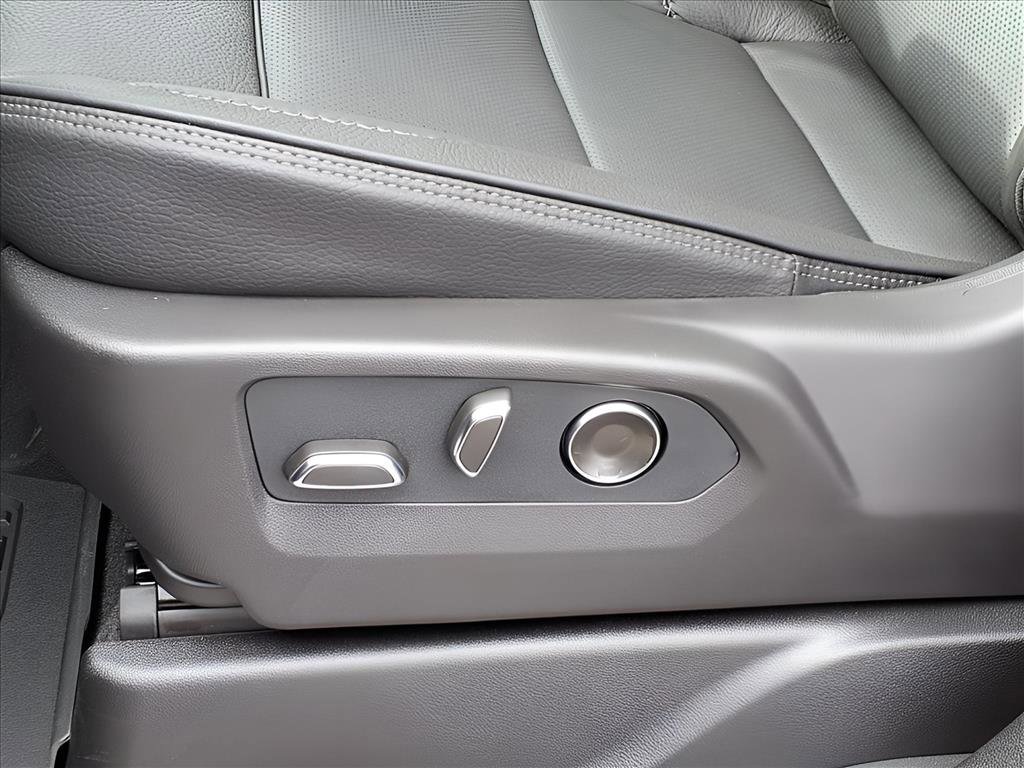 New 2026 GMC Yukon XL Denali w/ Sun & Power Step Package image 21