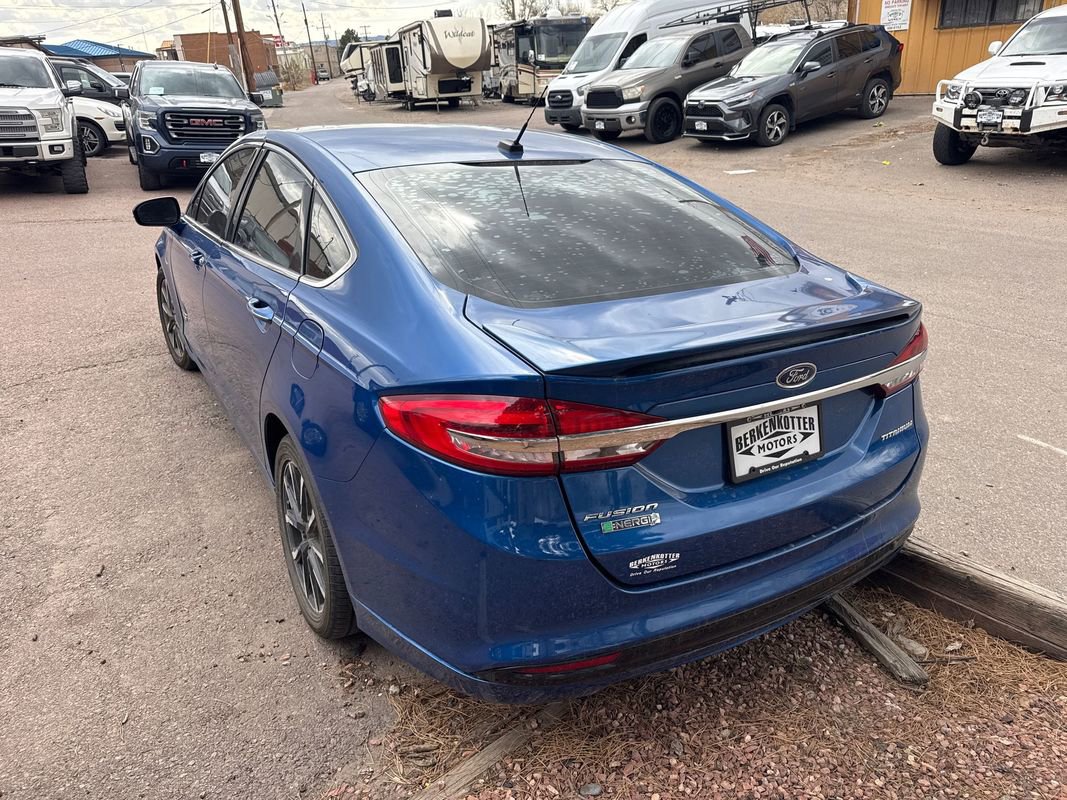 Used 2017 Ford Fusion Energi Titanium FWD image 5