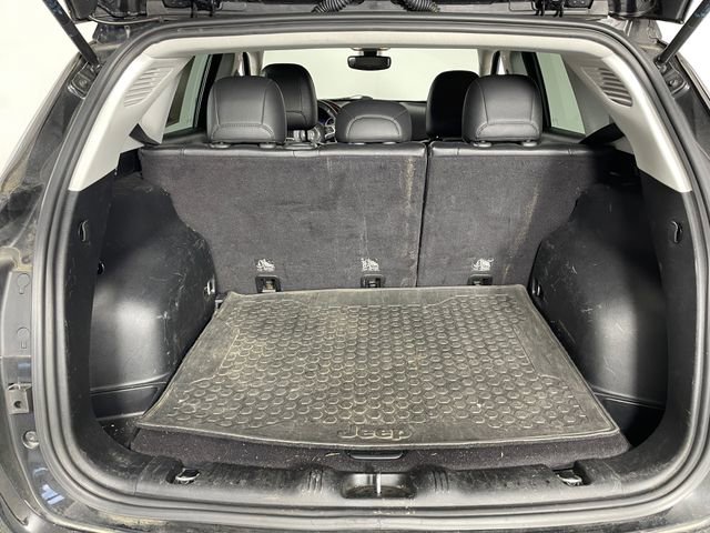 Used 2017 Jeep Compass Trailhawk w/ Navigation Group image 12