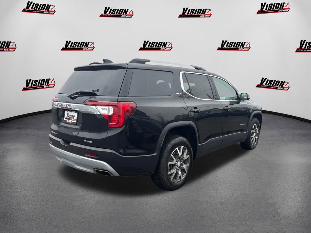 Used 2023 GMC Acadia SLE w/ Driver Convenience Package image 5