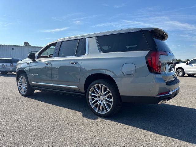 New 2026 GMC Yukon XL Denali w/ Denali Reserve Package image 3