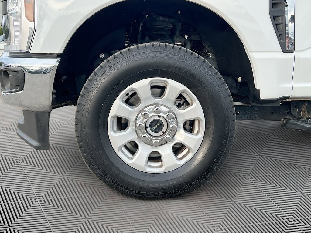 Used 2024 Ford F250 XLT image 28