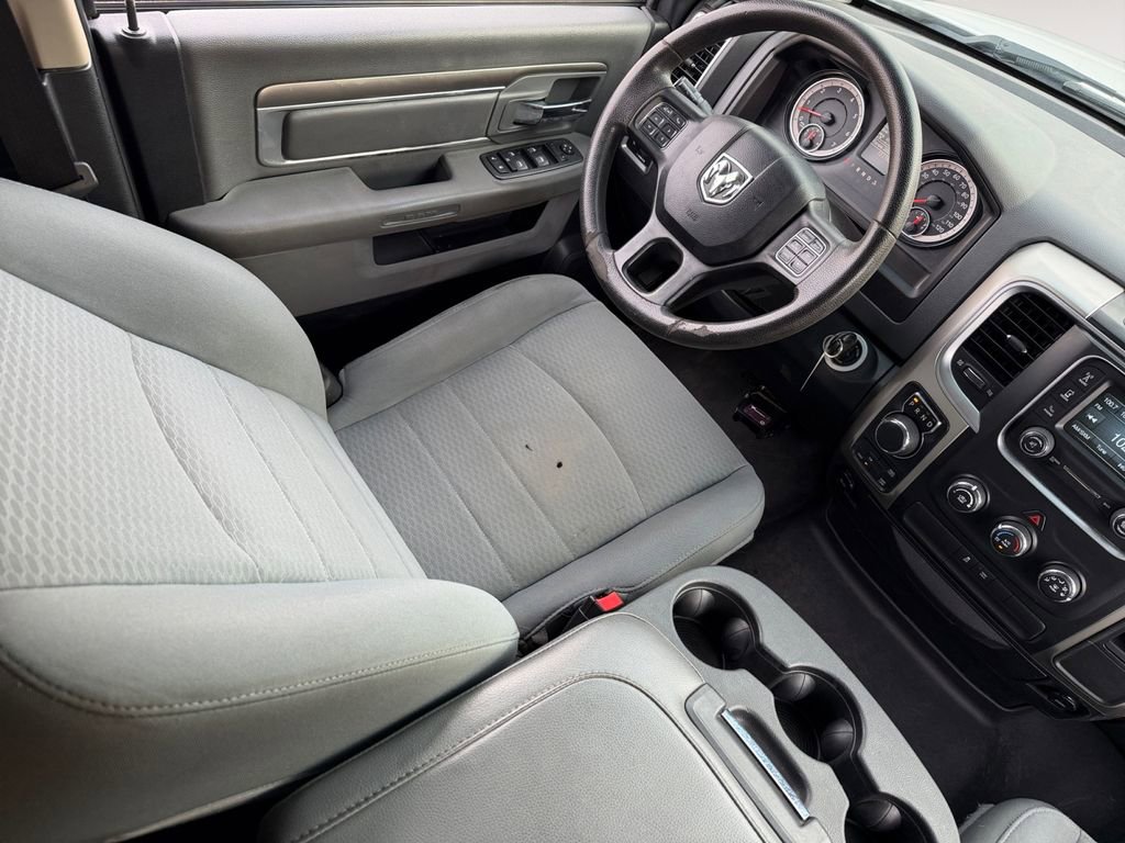 Used 2017 RAM 1500 Classic SLT AWD/4WD image 15