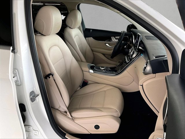Used 2019 Mercedes-Benz GLC 300 4MATIC image 9