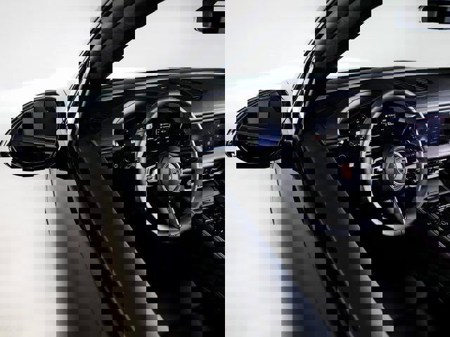 New 2025 Porsche Macan 4 Electric image 25