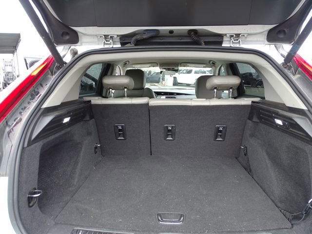 Used 2020 Cadillac XT4 Premium Luxury w/ Driver Awareness Package image 22