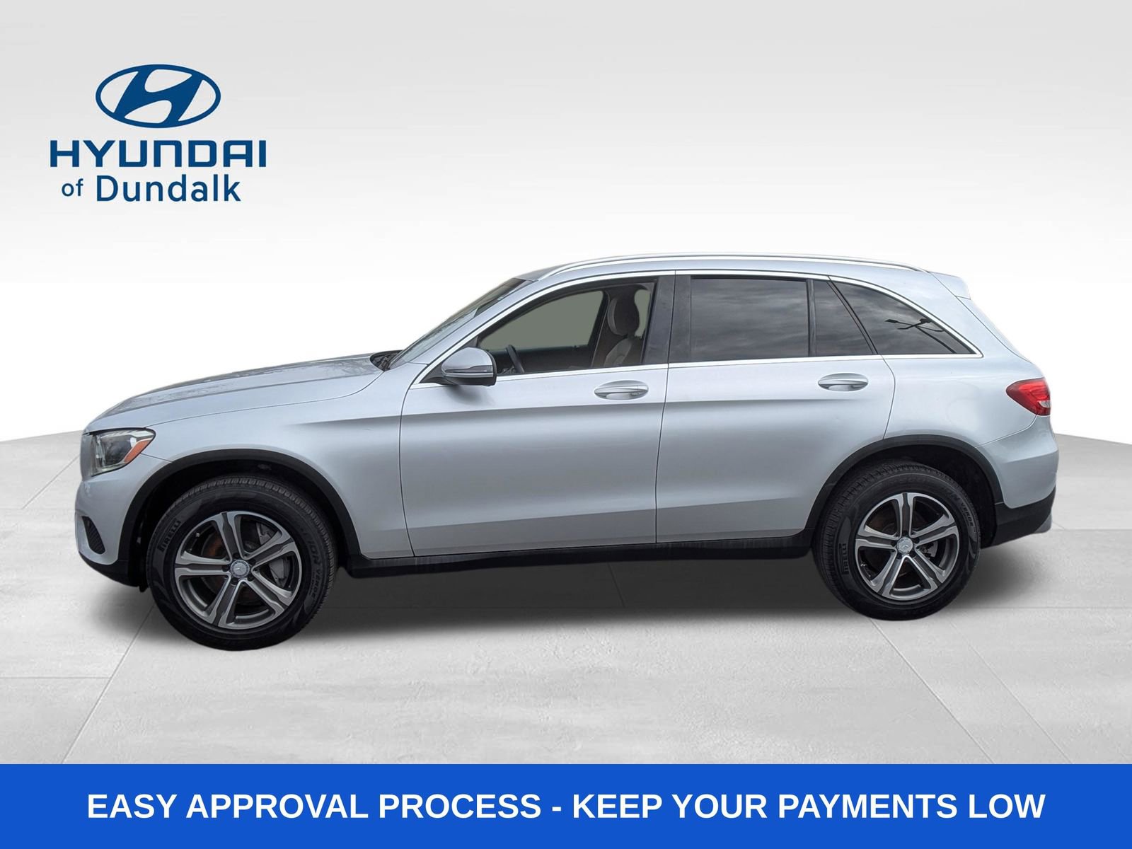 Used 2016 Mercedes-Benz GLC 300 image 2
