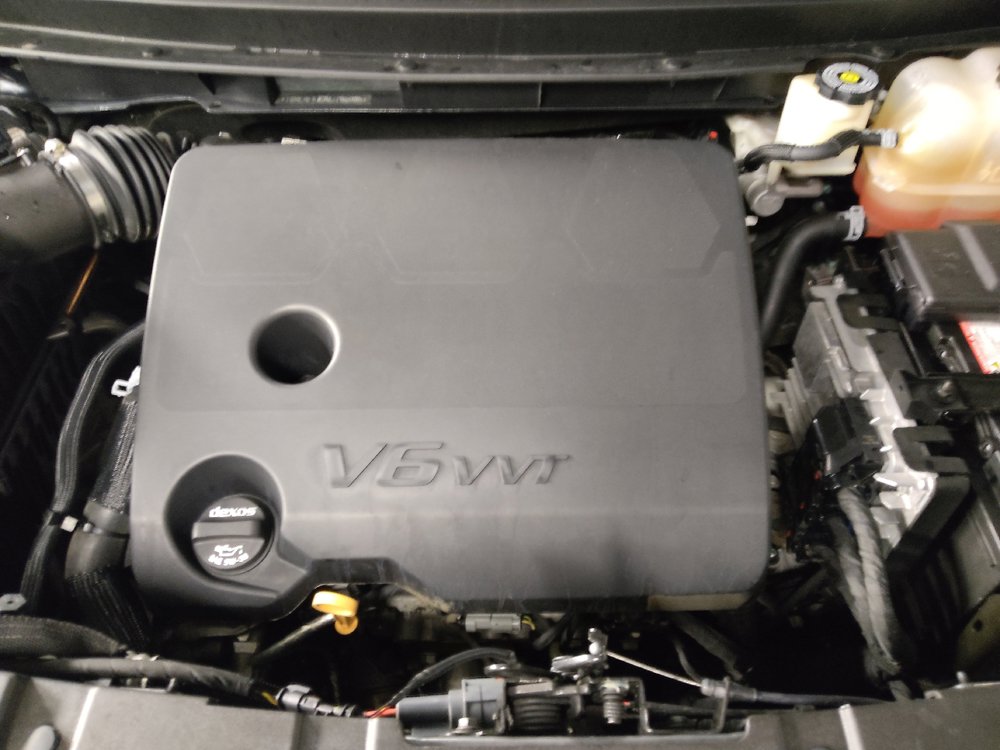 Used 2021 Chevrolet Traverse LS FWD image 30