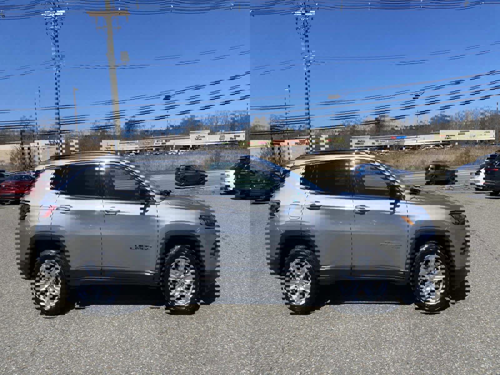 Certified 2022 Jeep Compass Latitude w/ Convenience Group image 2