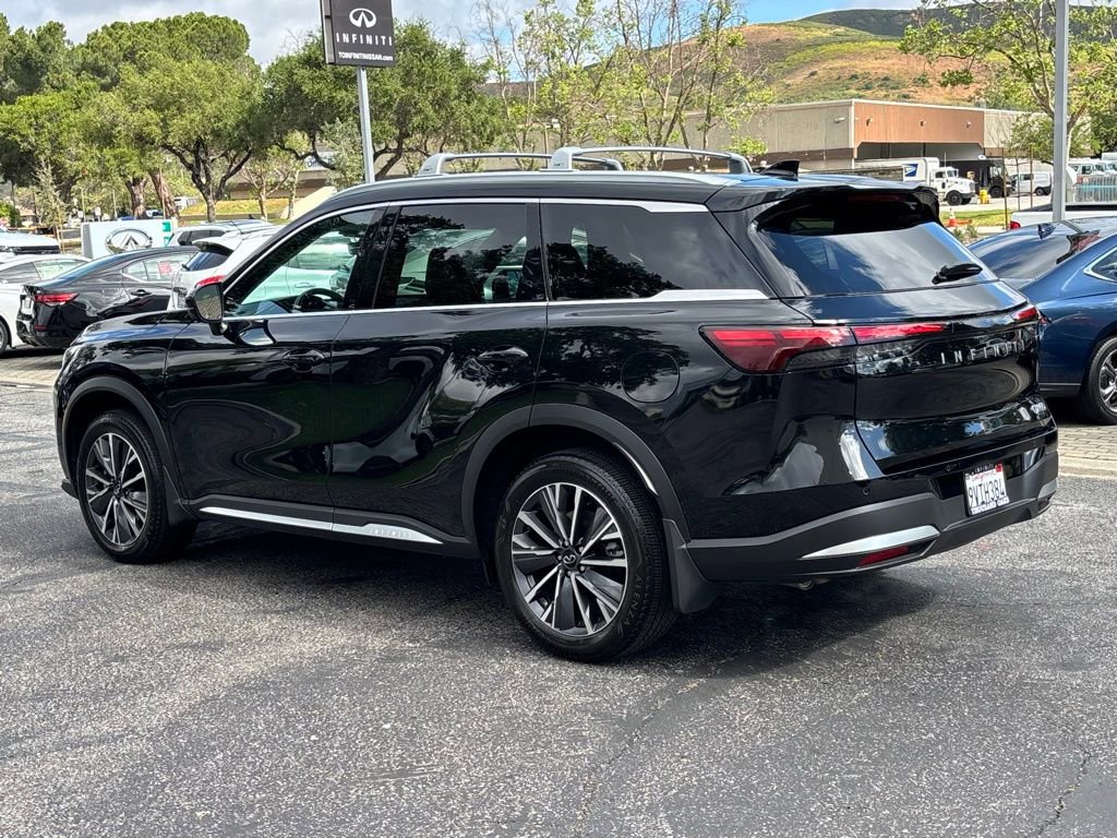 Certified 2026 INFINITI QX60 Luxe w/ Cargo Package image 7