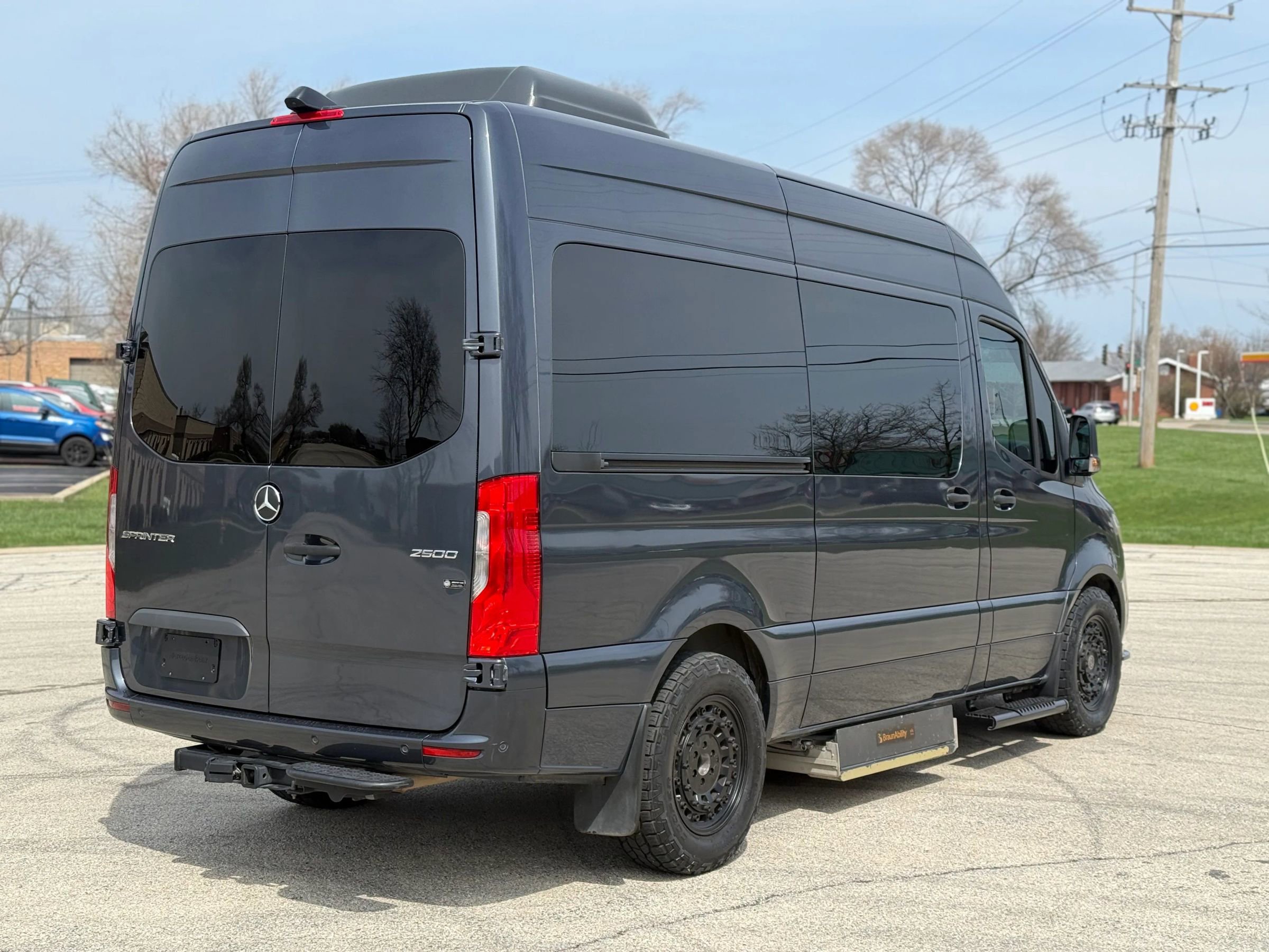 Used 2022 Mercedes-Benz Sprinter 2500 image 4
