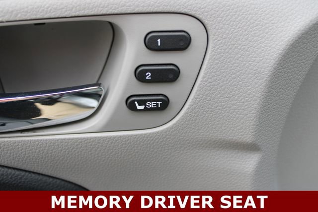 Used 2017 Honda Pilot Touring image 4