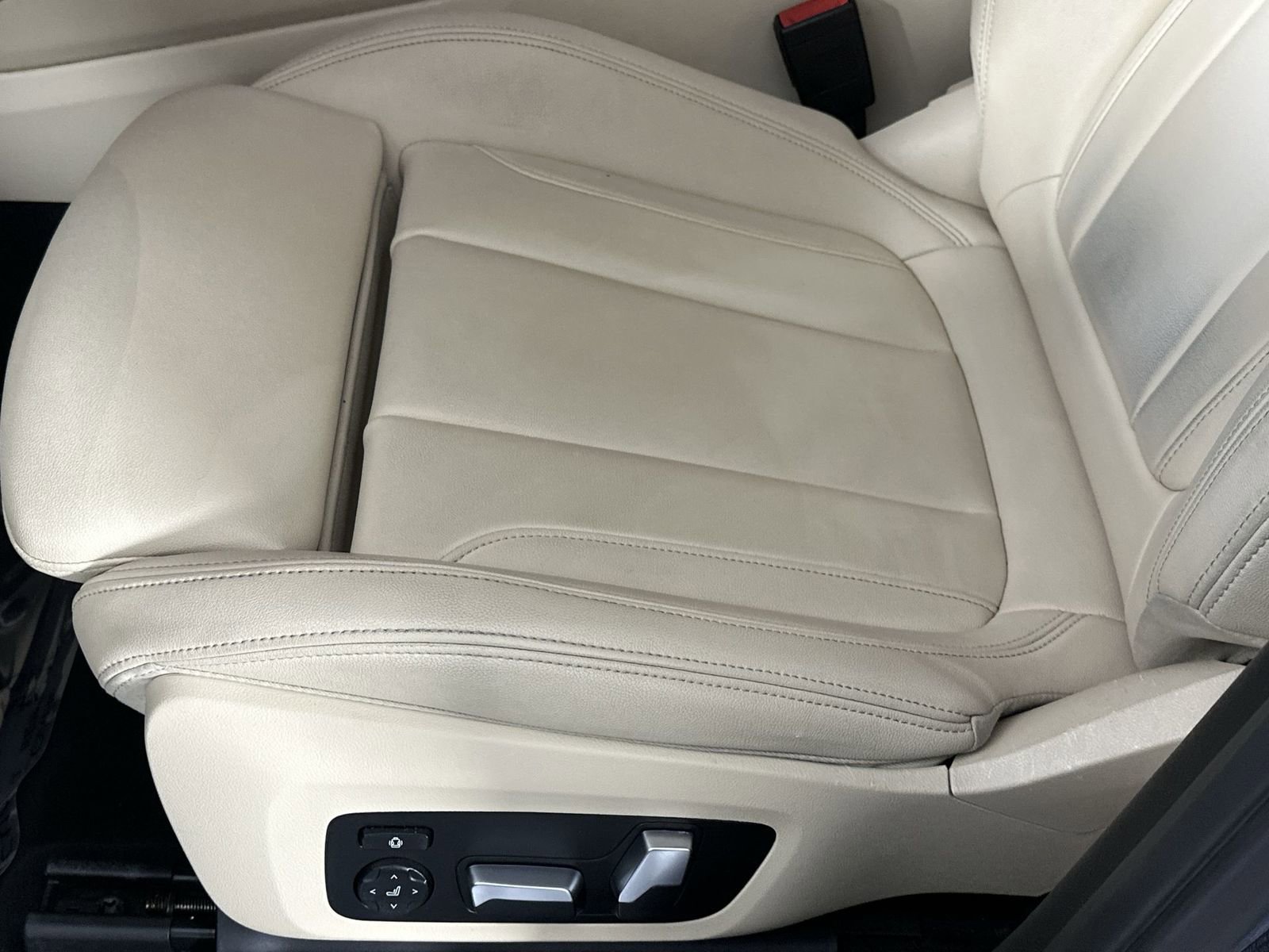 Used 2019 BMW X3 xDrive30i w/ Convenience Package AWD/4WD image 12