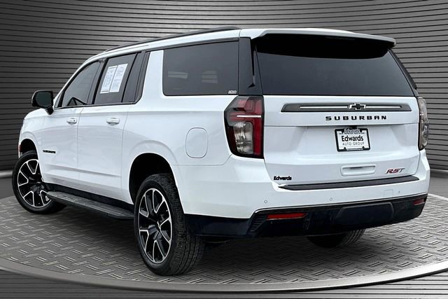 Used 2022 Chevrolet Suburban RST w/ Luxury Package image 4
