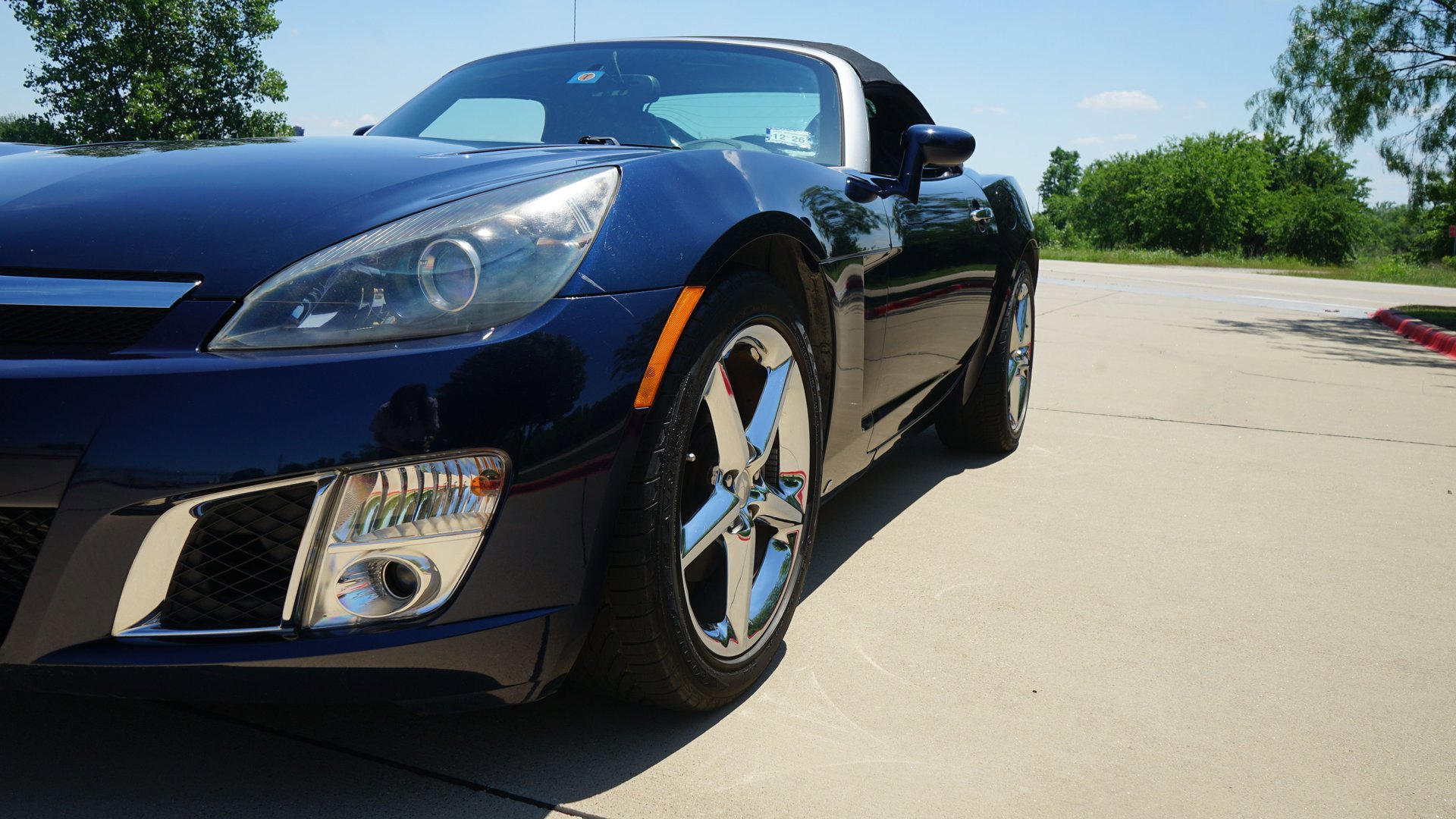 Used 2008 Saturn Sky Red Line RWD image 27
