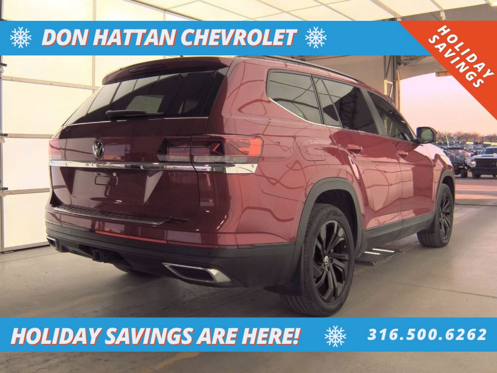 Used 2023 Volkswagen Atlas SE image 2