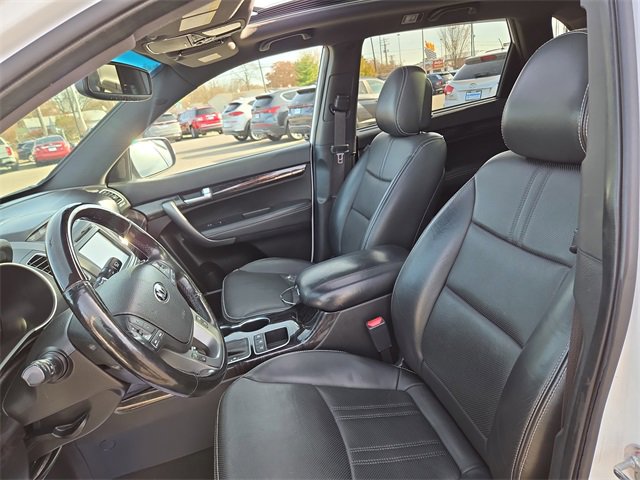 Used 2014 Kia Sorento SX w/ 3rd Row Package image 26
