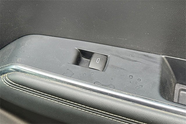 Used 2024 GMC Acadia Elevation image 23