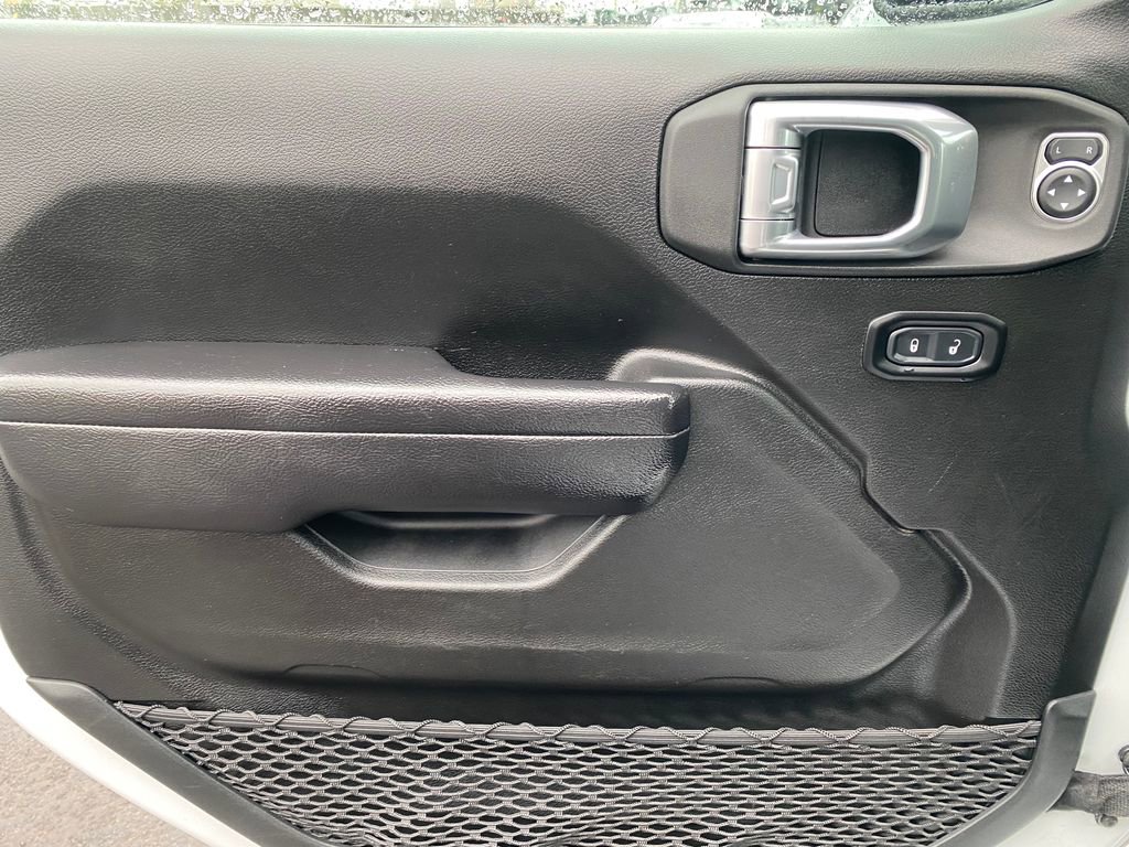 Used 2022 Jeep Gladiator Rubicon w/ LED Lighting Group image 29