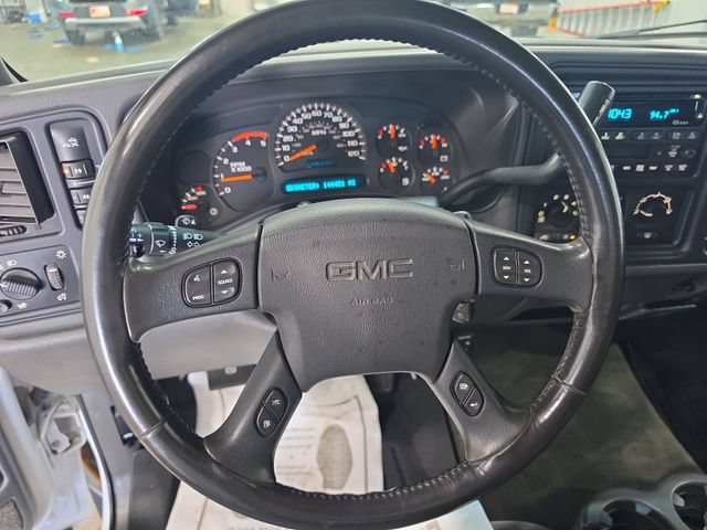 Used 2003 GMC Sierra 2500 SLE w/ Snow Plow Prep Package AWD/4WD image 16