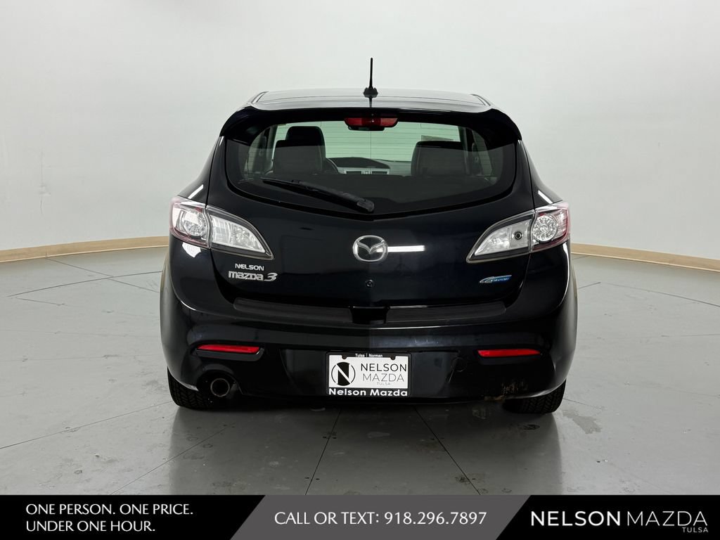 Used 2013 MAZDA MAZDA3 i Grand Touring w/ Tech Pkg FWD image 7
