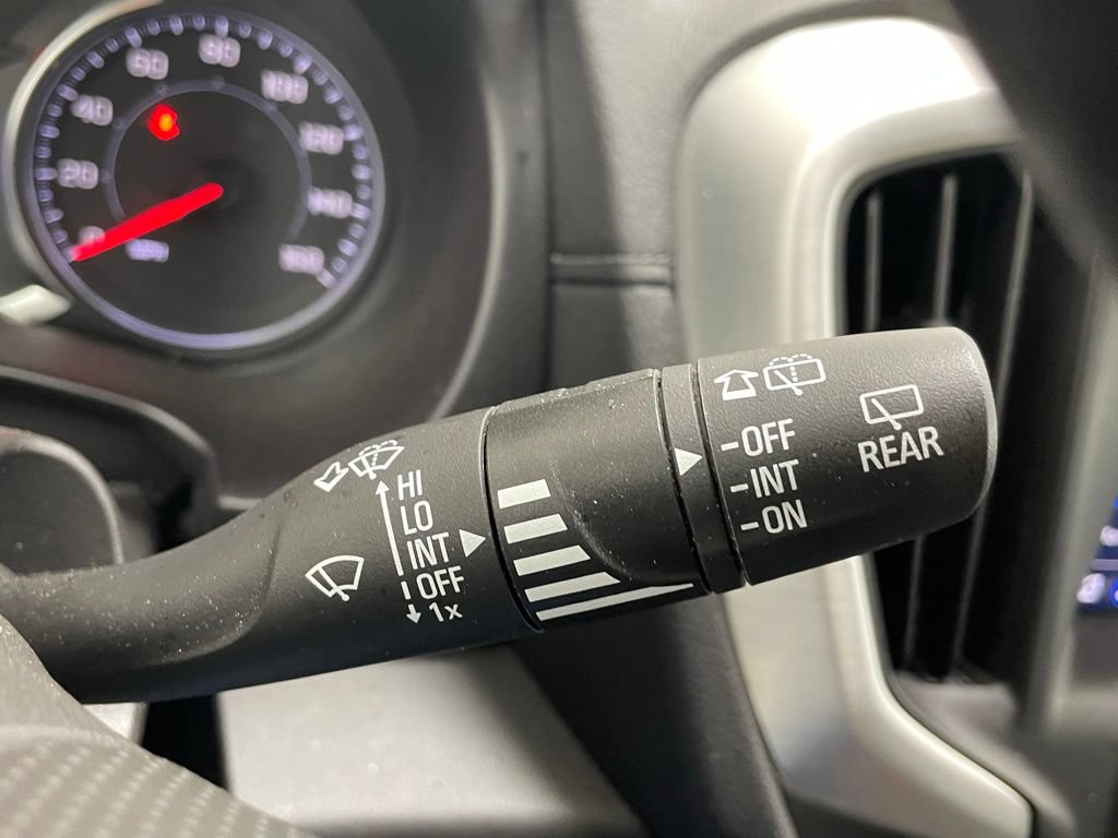 Used 2024 GMC Terrain SLE AWD/4WD image 26