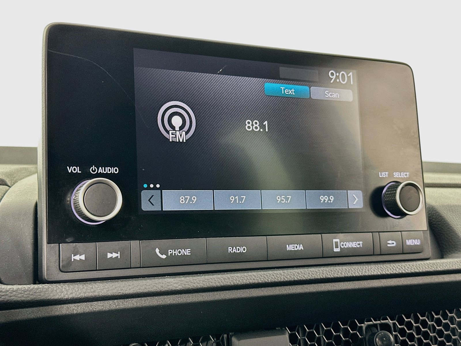Used 2025 Honda CR-V LX image 14