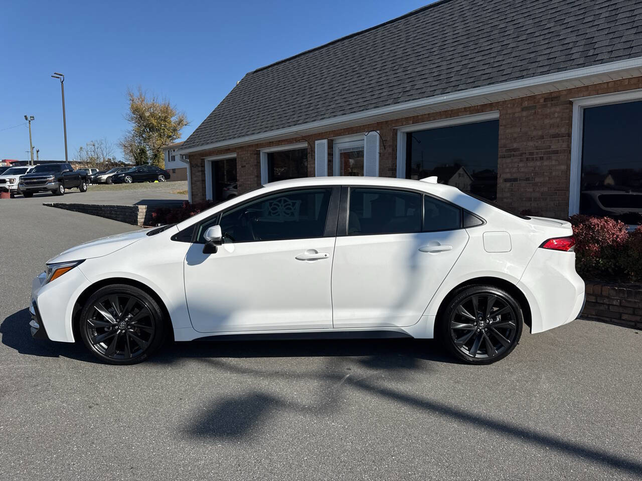 Used 2024 Toyota Corolla SE image 12
