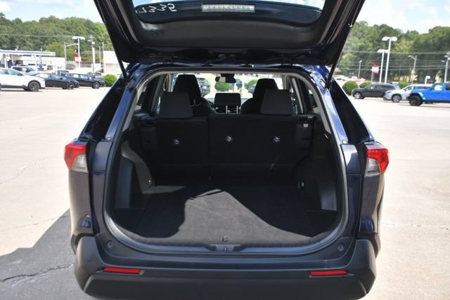 Used 2025 Toyota RAV4 XLE FWD image 15