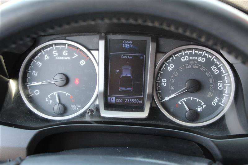 Used 2019 Toyota Tacoma SR5 AWD/4WD image 37