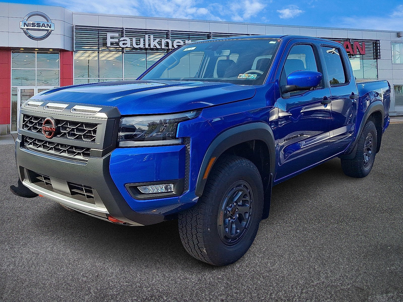 New 2027 Nissan Frontier PRO-4X AWD/4WD image 3