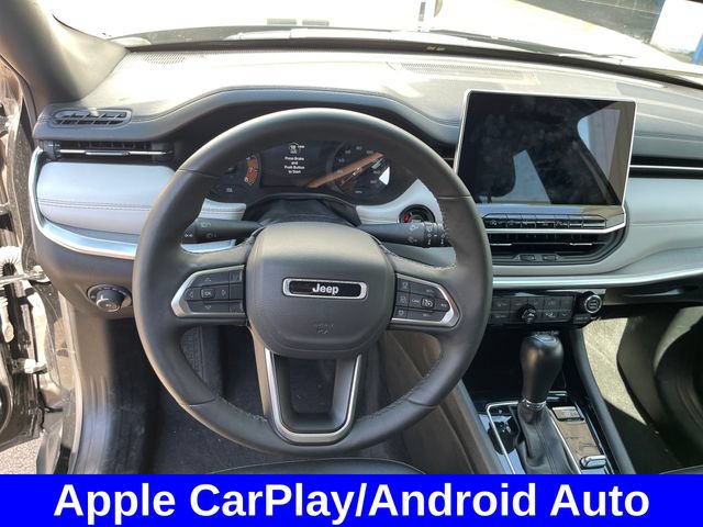 Used 2025 Jeep Compass Limited AWD/4WD image 11