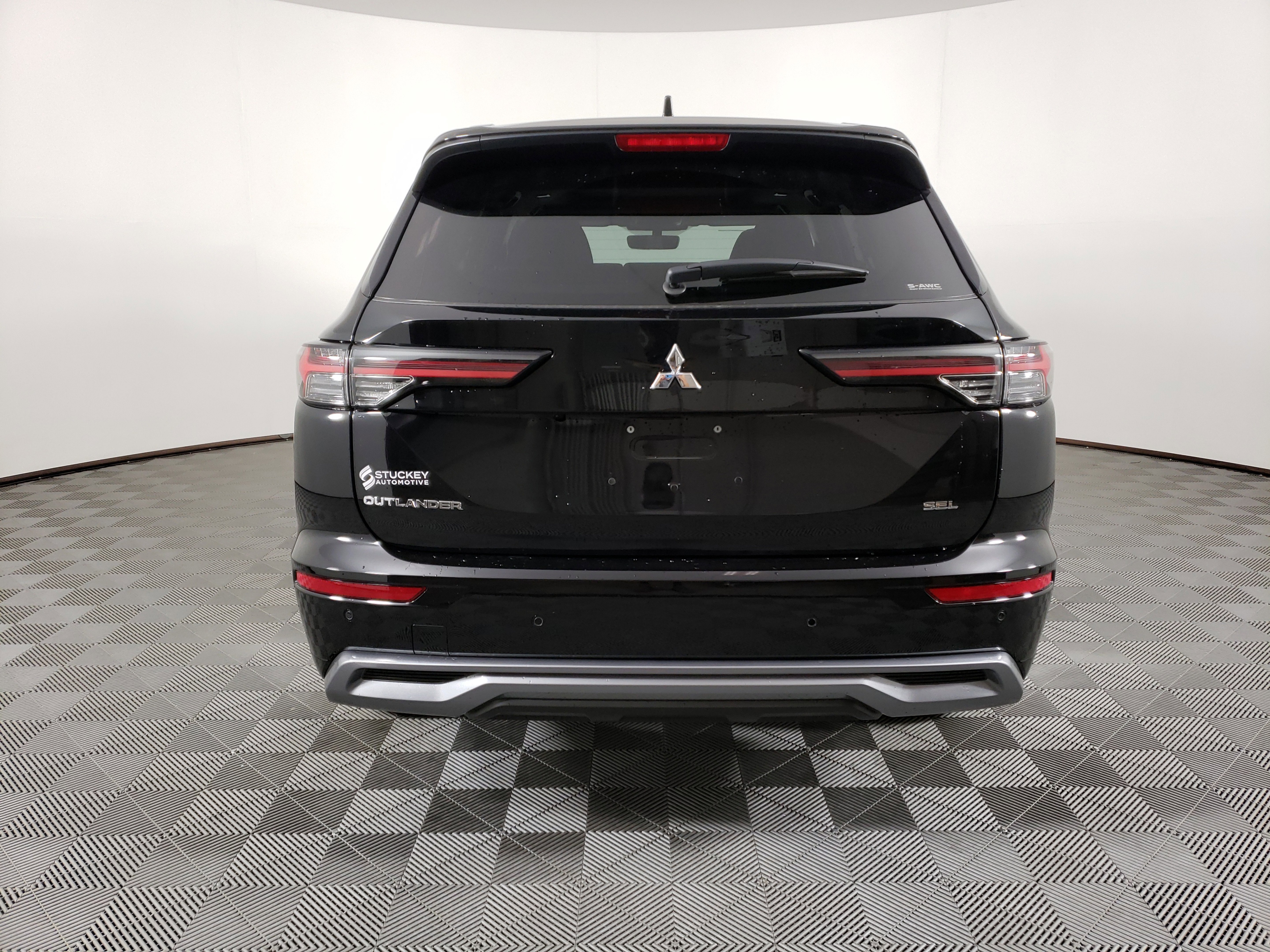 New 2025 Mitsubishi Outlander SEL image 4