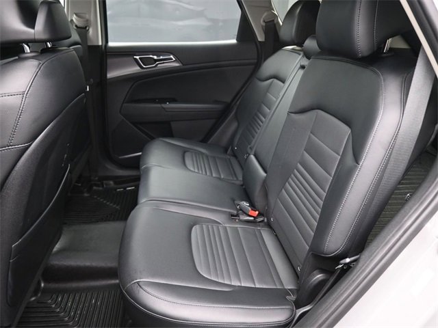 Used 2023 Kia Sportage SX image 12