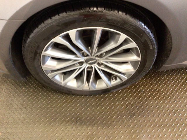 Used 2016 Hyundai Genesis 3.8 RWD image 25