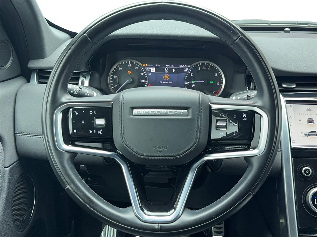 Used 2023 Land Rover Discovery Sport SE image 18
