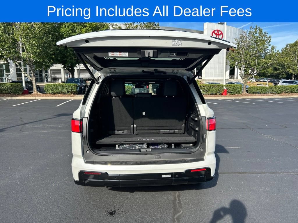 New 2025 Toyota Sequoia Platinum AWD/4WD image 19