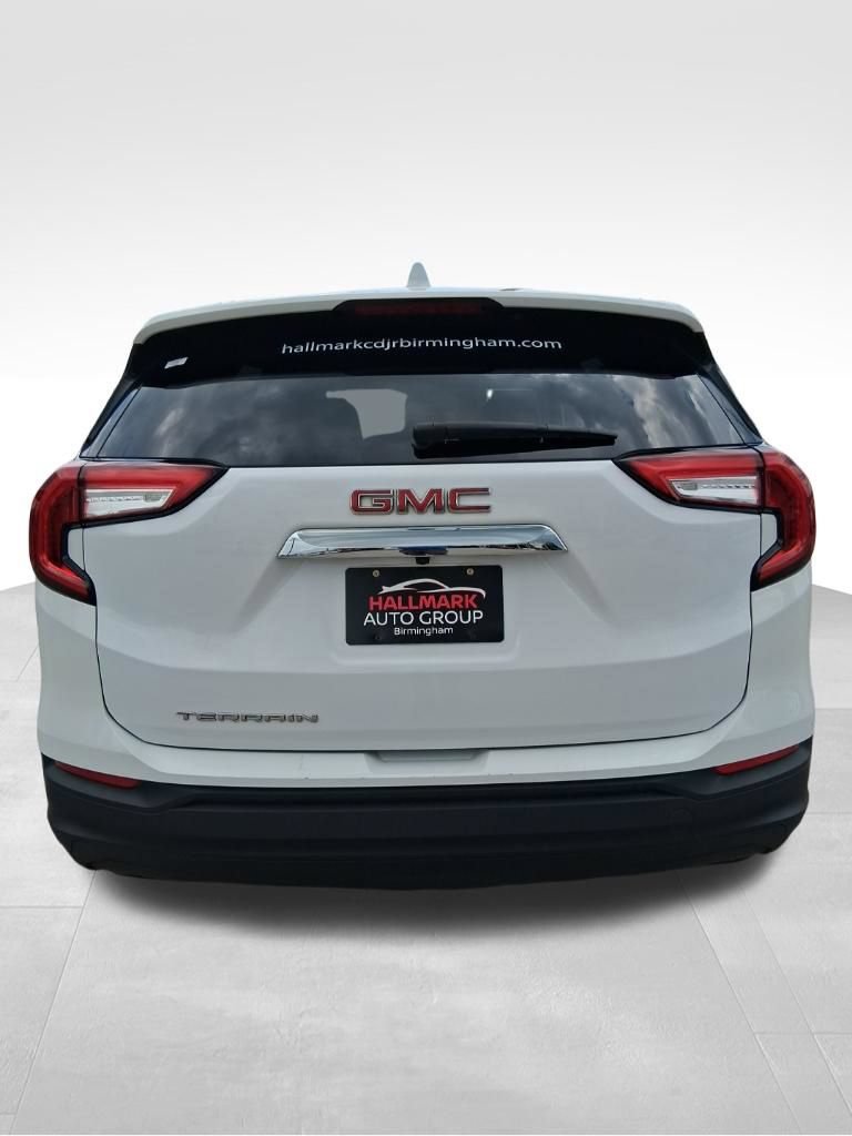 Used 2024 GMC Terrain SLE FWD image 4