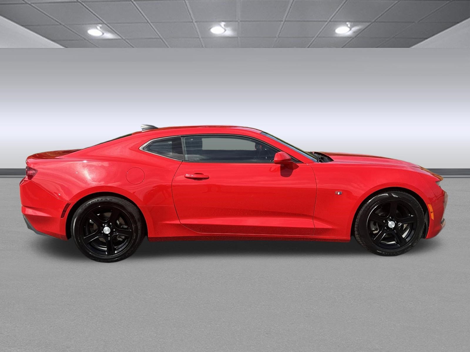 Used 2023 Chevrolet Camaro LT RWD image 2