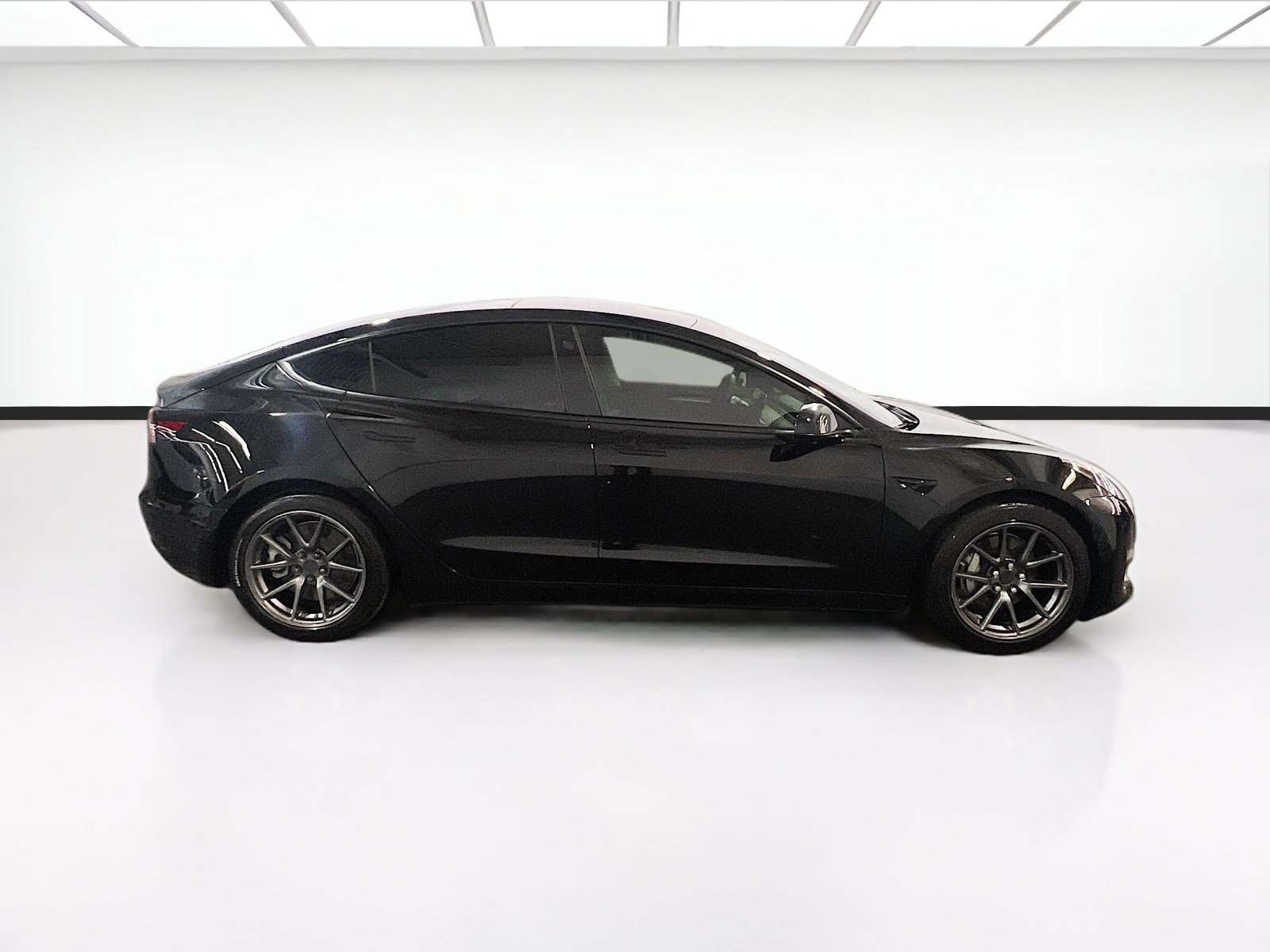 Used 2021 Tesla Model 3 Standard Range Plus RWD image 23