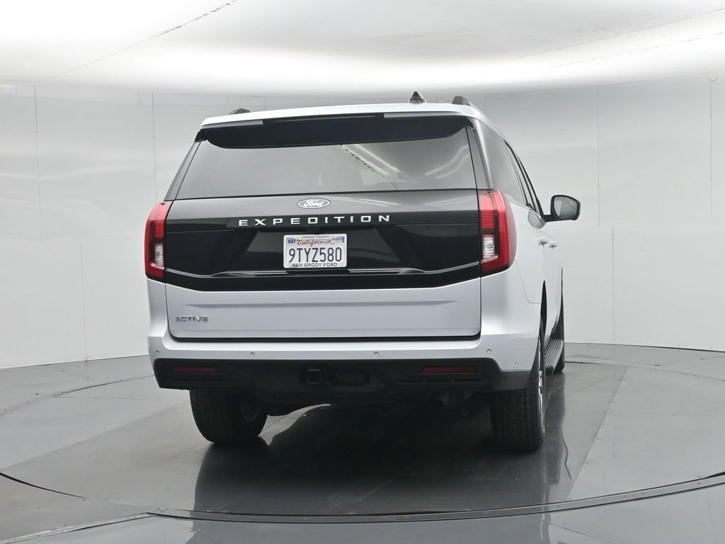 Used 2025 Ford Expedition Active image 60