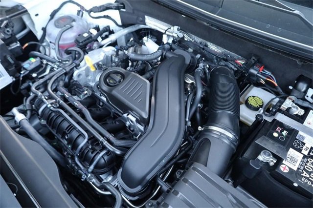 New 2025 Volkswagen Taos SE image 26